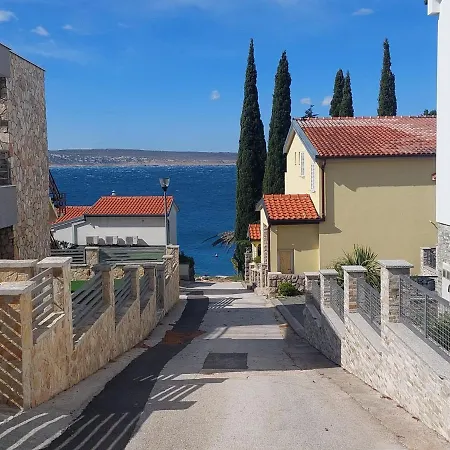 Smokvica 3* Starigrad Paklenica
