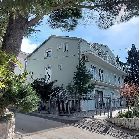 Smokvica Guest house