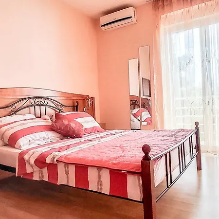 Smokvica 3*