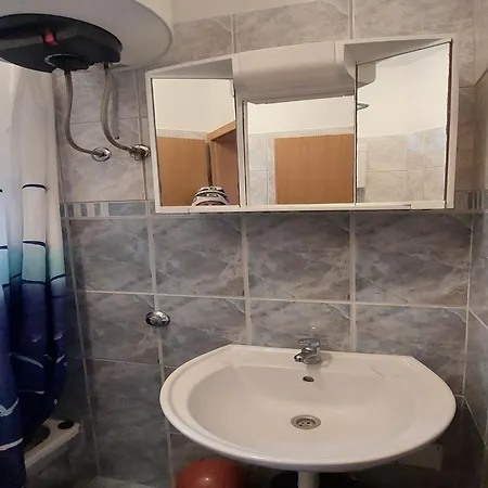 Smokvica בית הארחה 3*