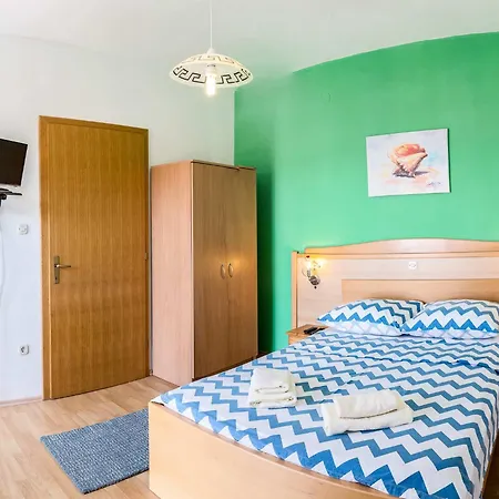Smokvica Starigrad-Paklenica