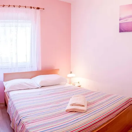 Smokvica 3*